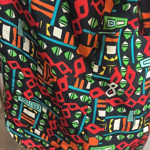 Colorful Geometric Women's Top - Picture 4 of 5